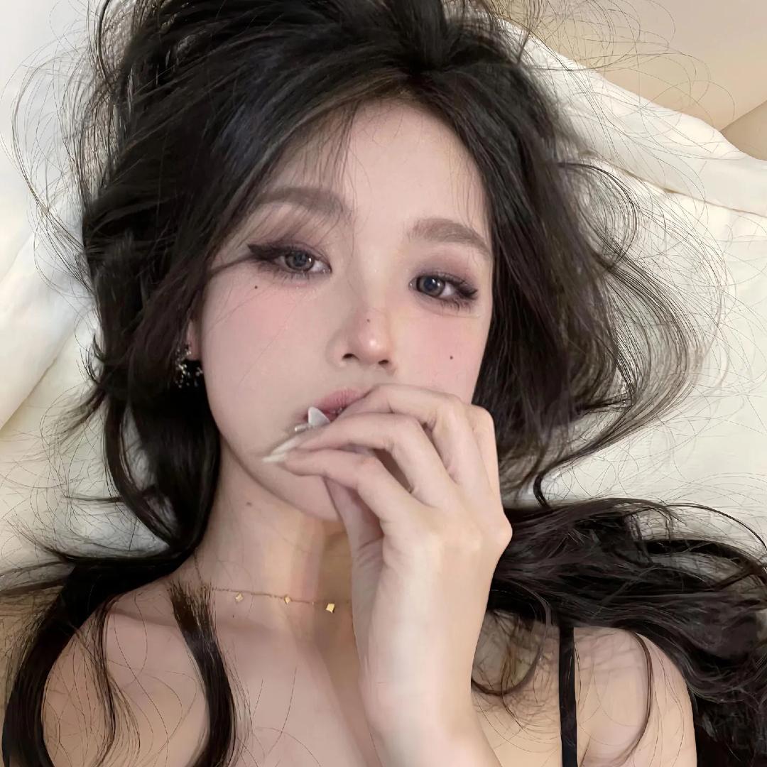 VV学姐.