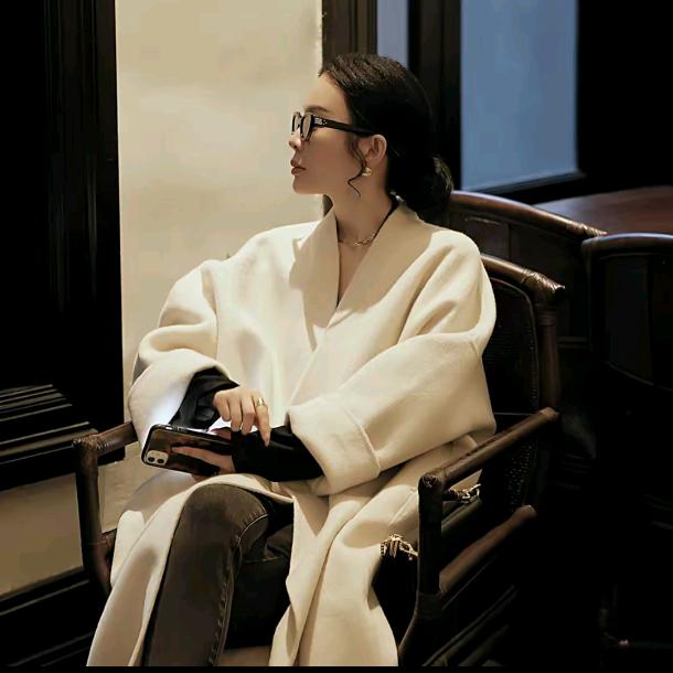 潘依绣时尚穿搭