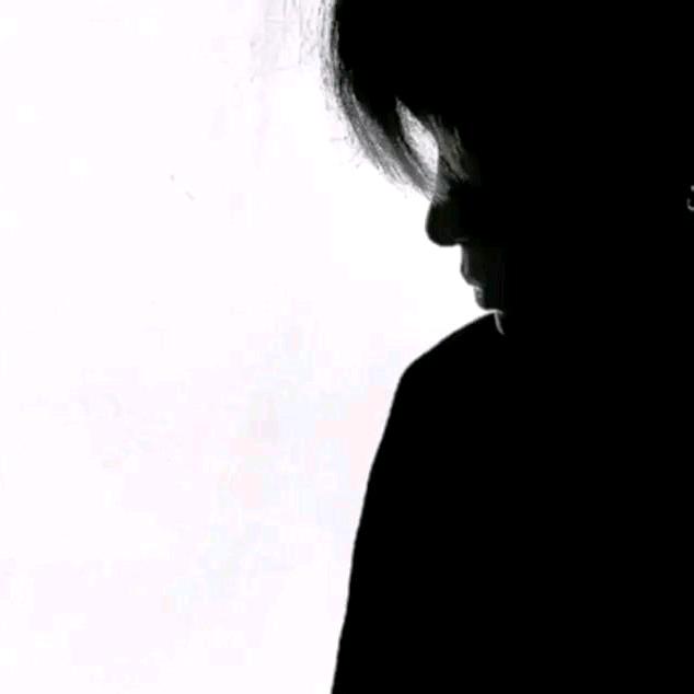 天下谁人不识君