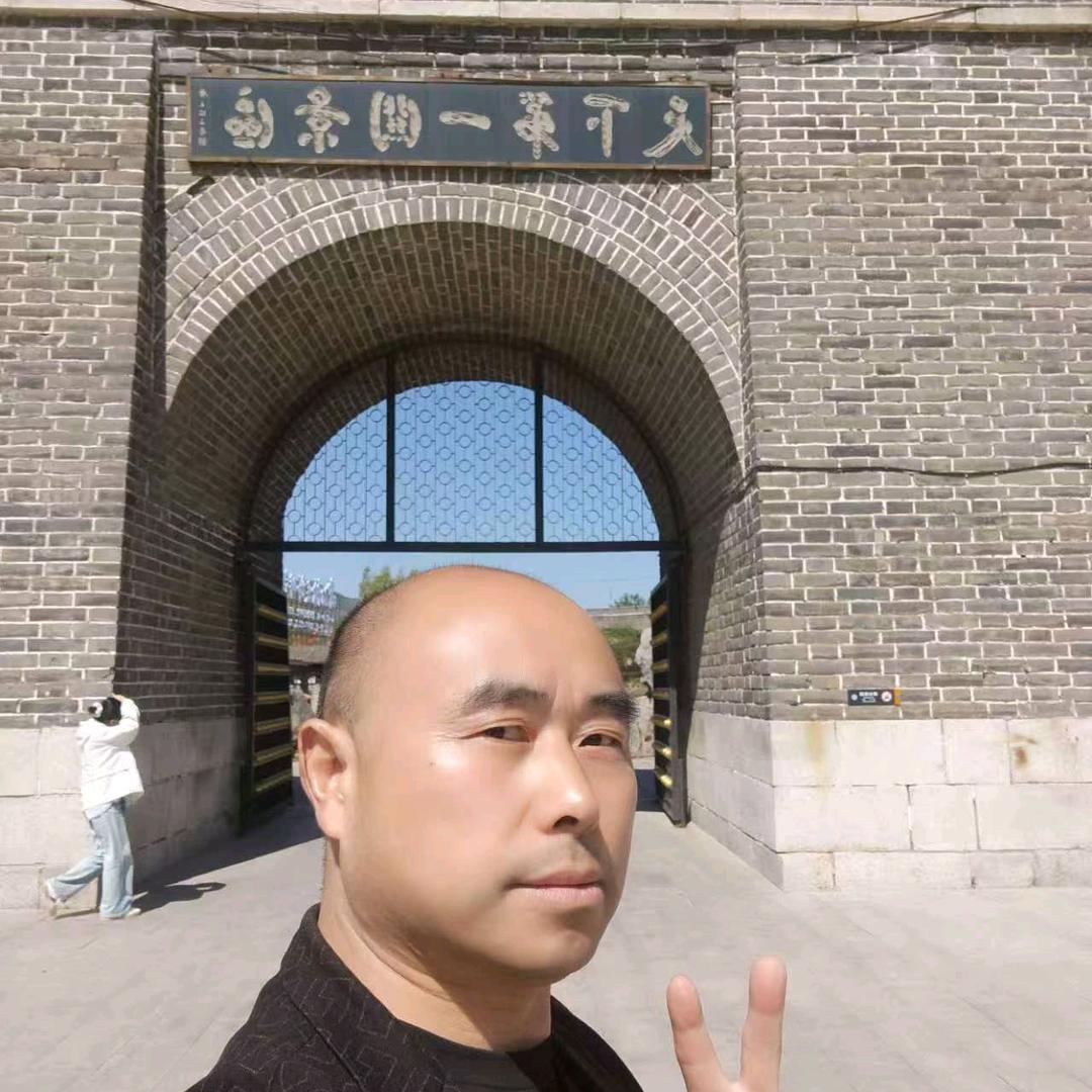 苏灵哥聊贫富寨