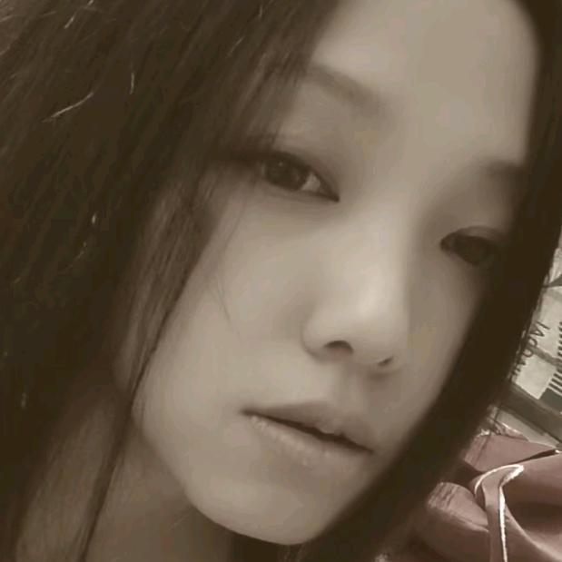 JFAM@(⑉°з°)-♡  黎  依依