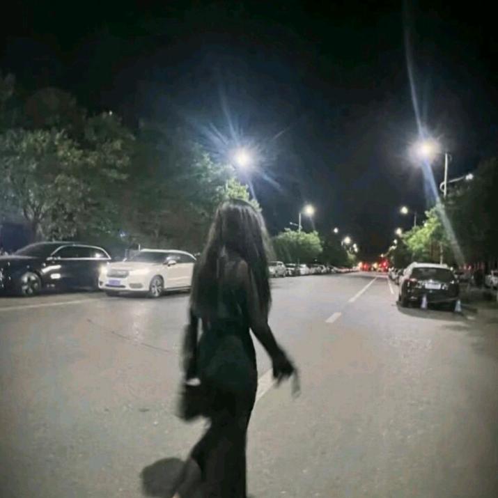 小胖妮