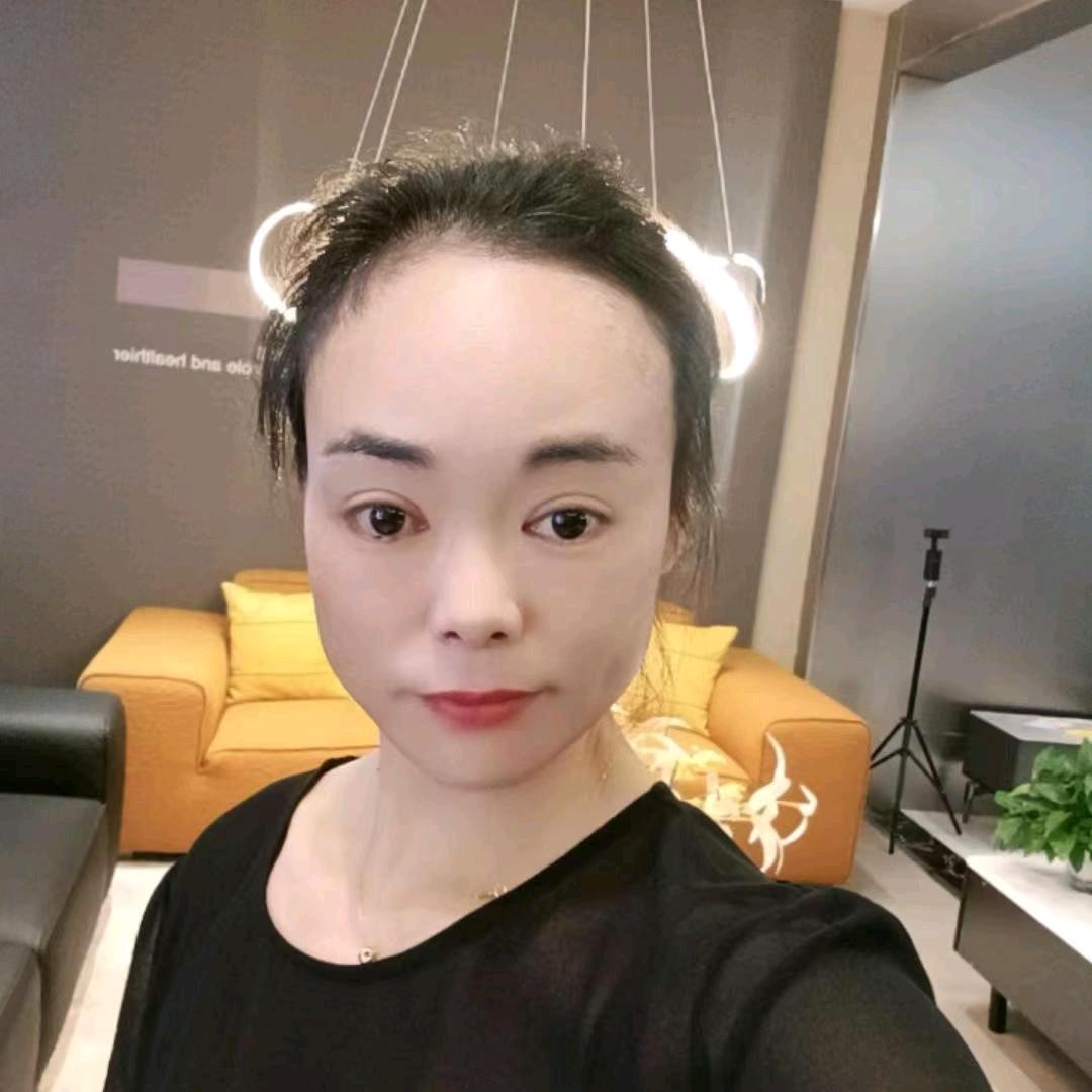 武汉家具人吴姐（武汉得一家居）
