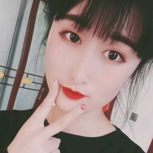 开迈腾的小姐姐