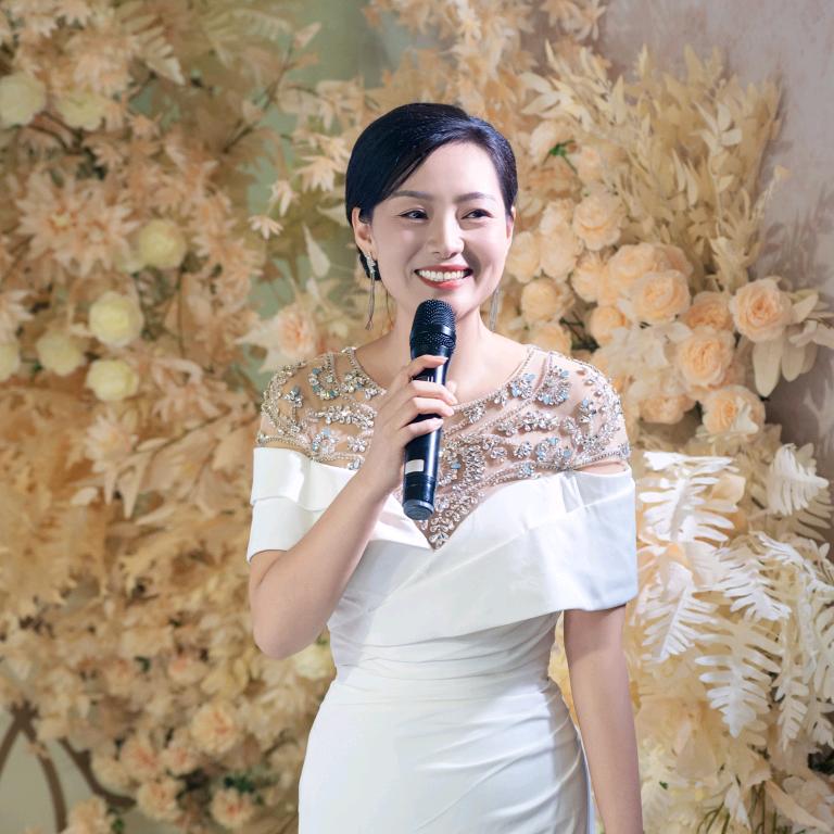 苏苏的氛围婚礼