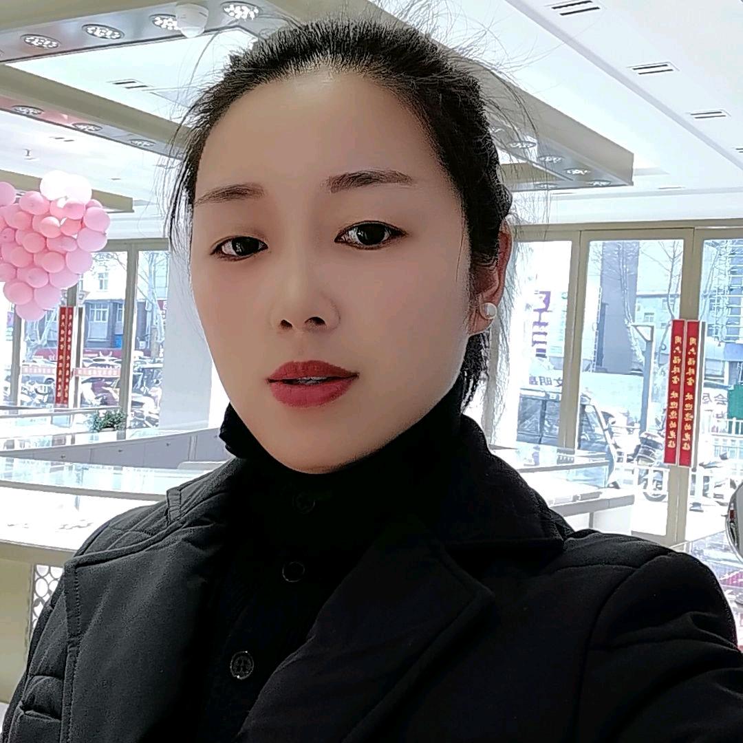 黄金珠宝店长 路姐