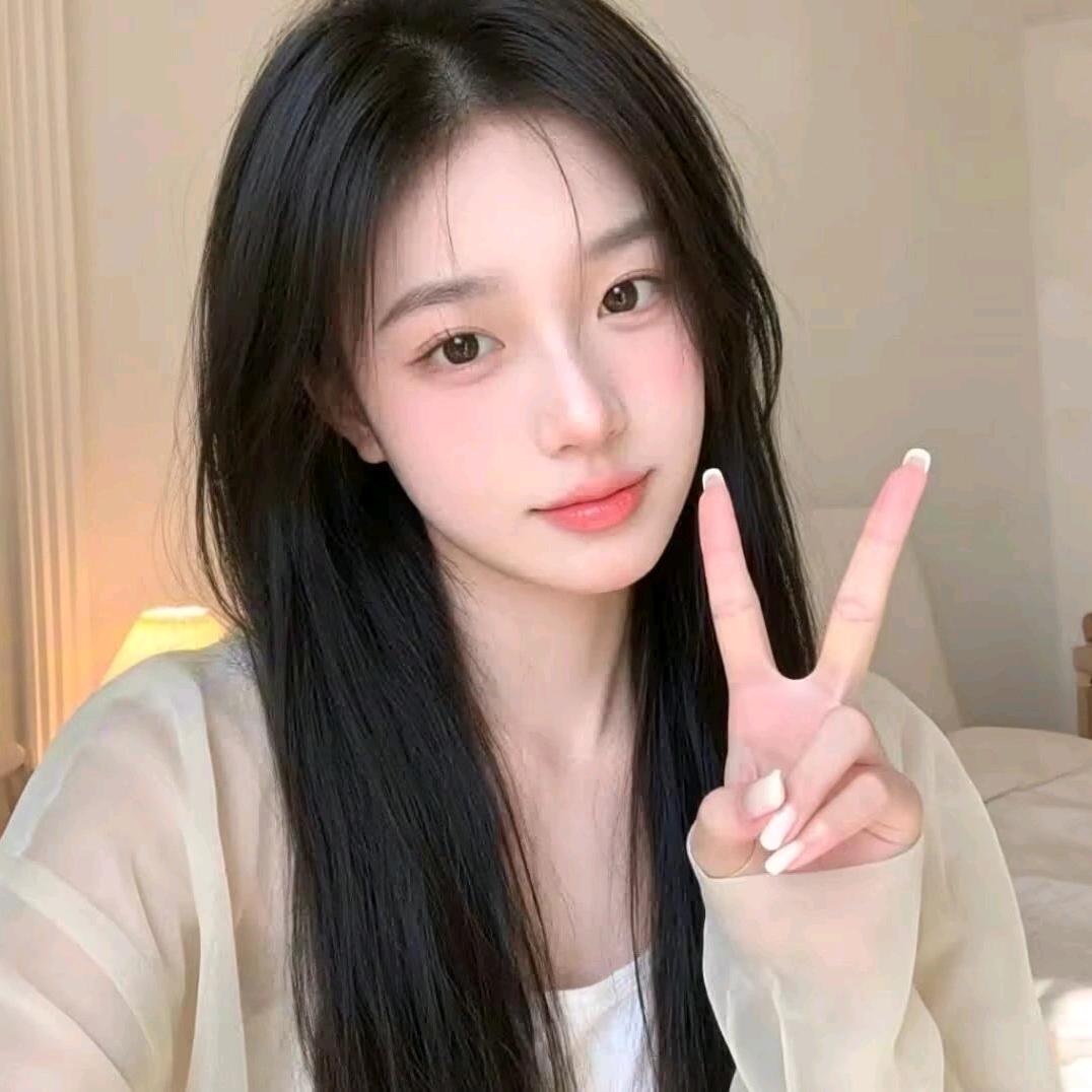 悦悦.