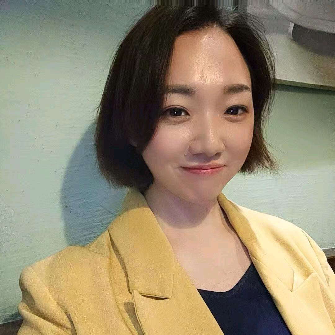 雅禄咨询薇薇