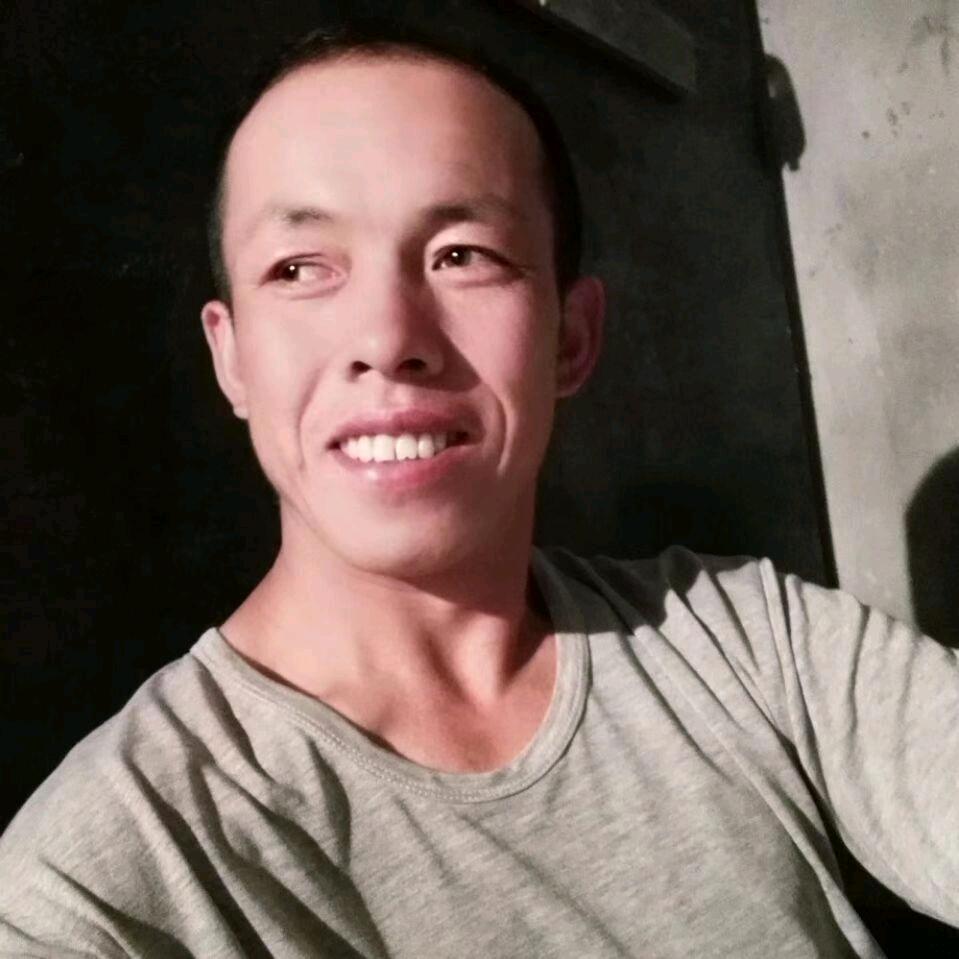 暗月苍穹