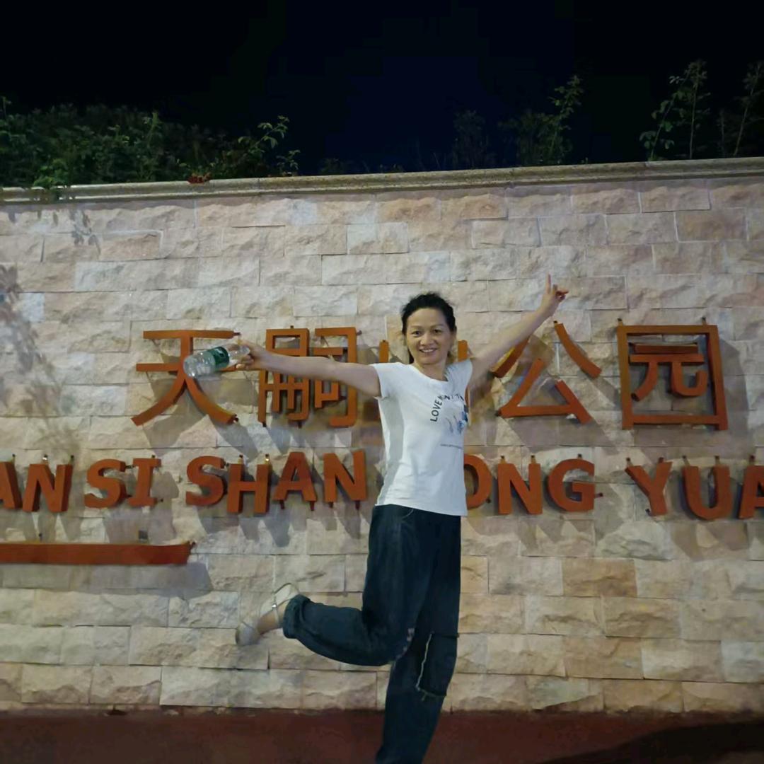 单身老板娘襄阳牛肉面
