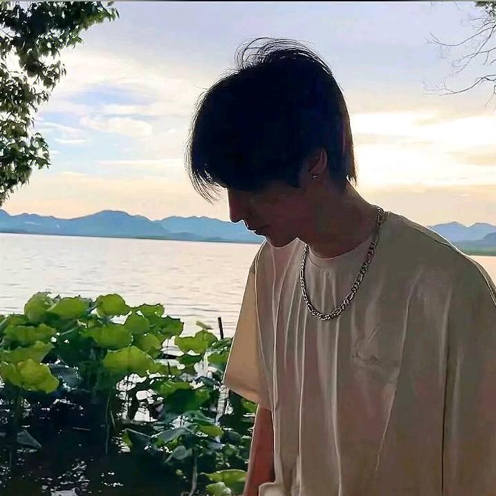 忧郁大喷菇