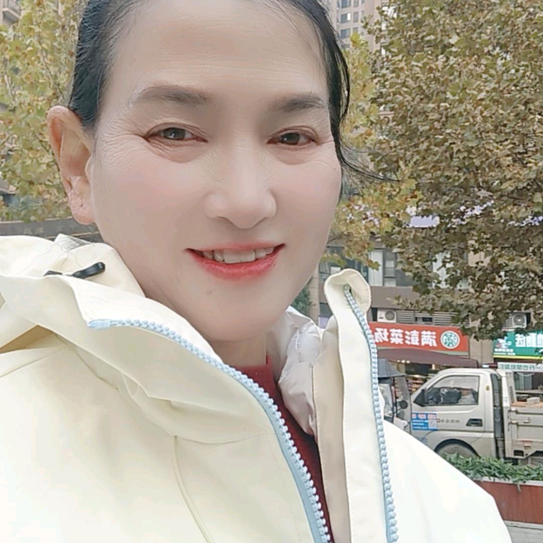 阎大姐睌上八点新人首播