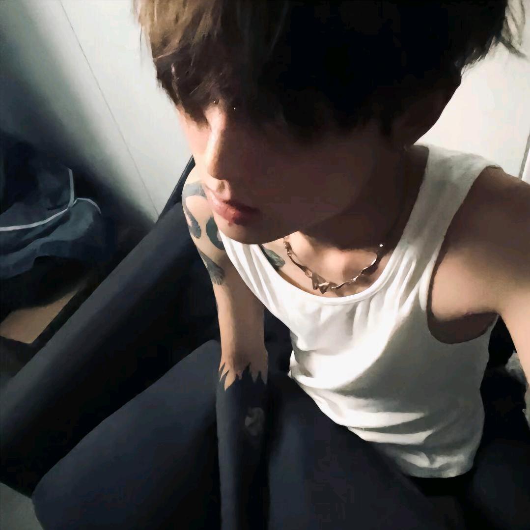 睡觉的时候也困💤