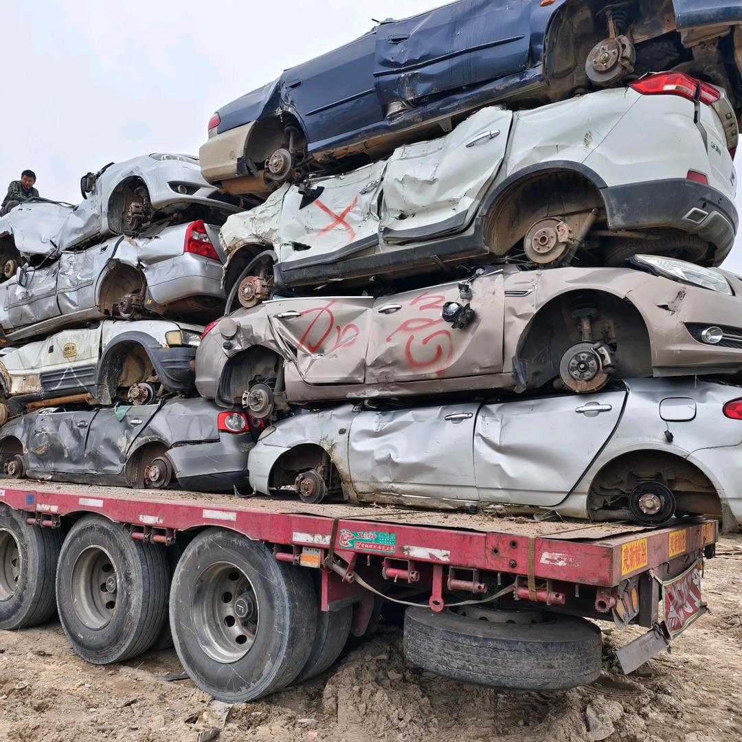 报废车搬运工