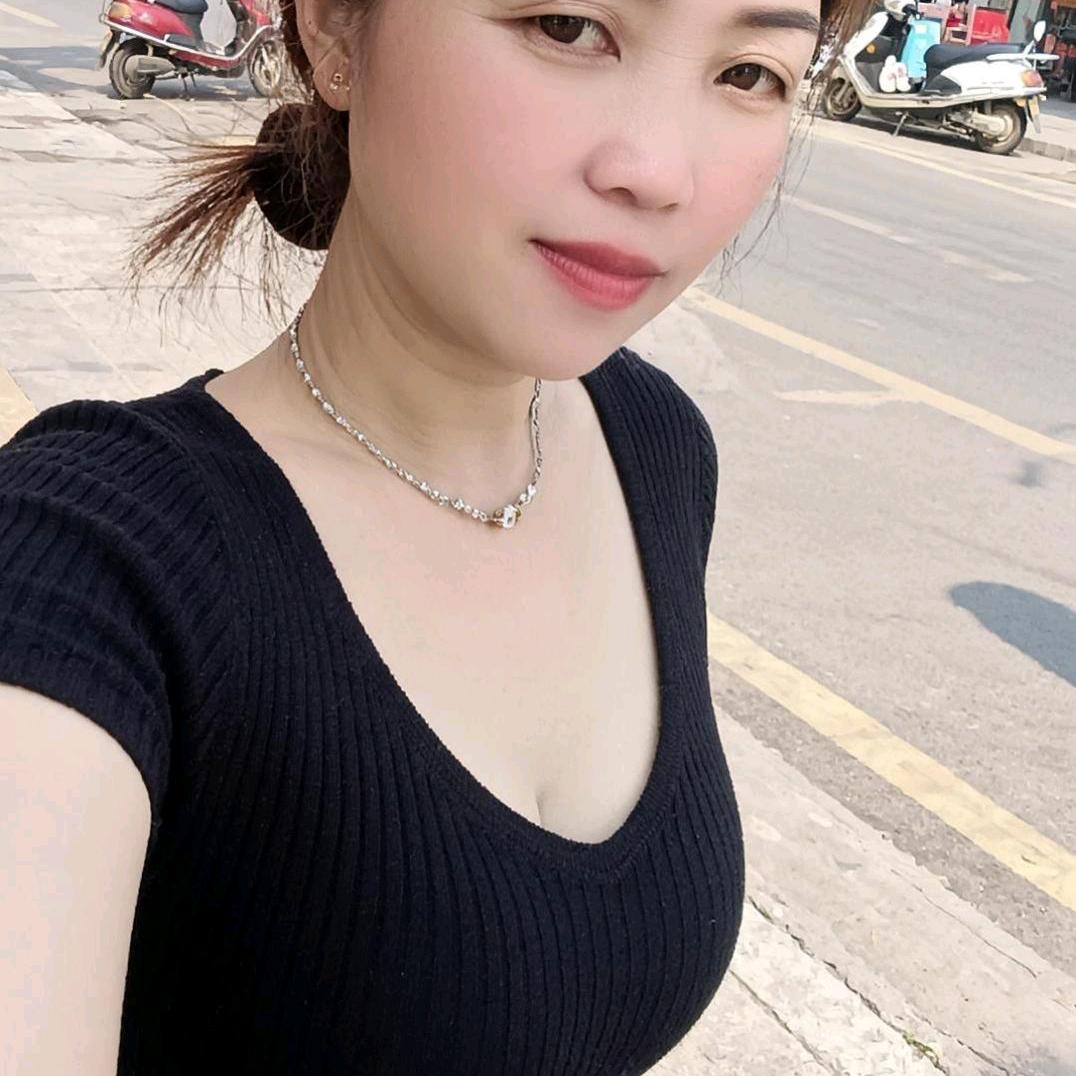 陆安琼