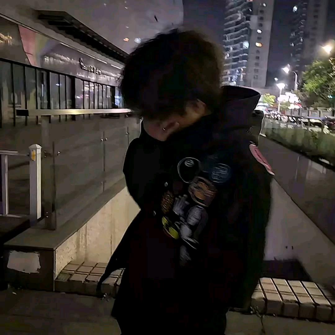 东京下雪头像