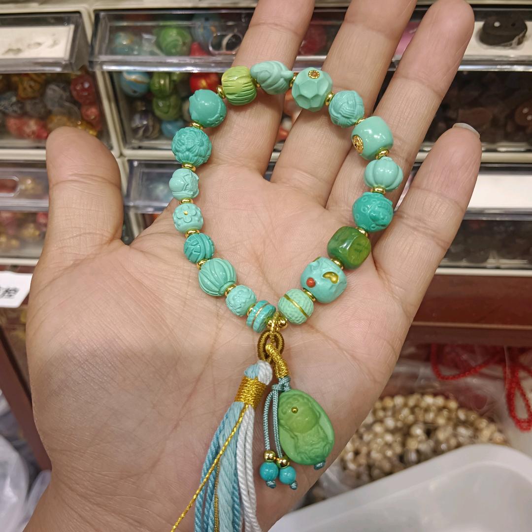 悠然居精品绿松石