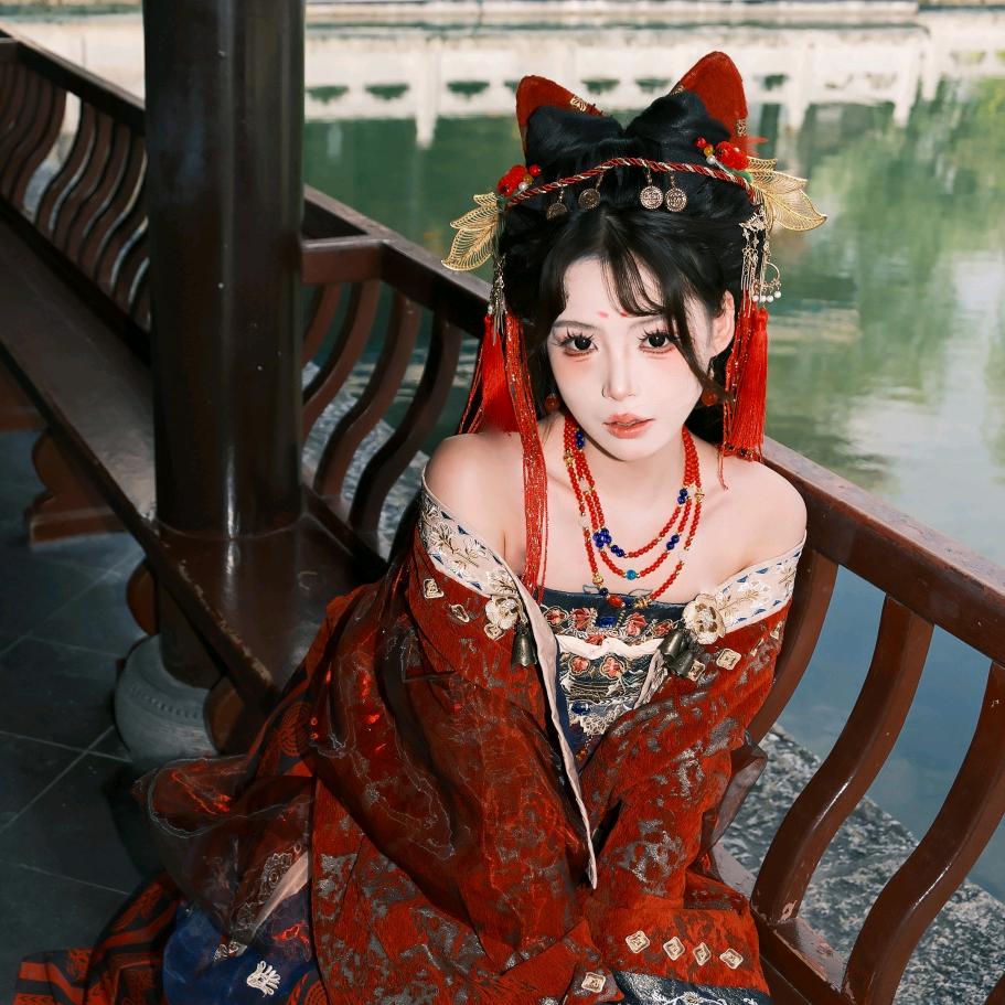 小杜卑鄙.🐝