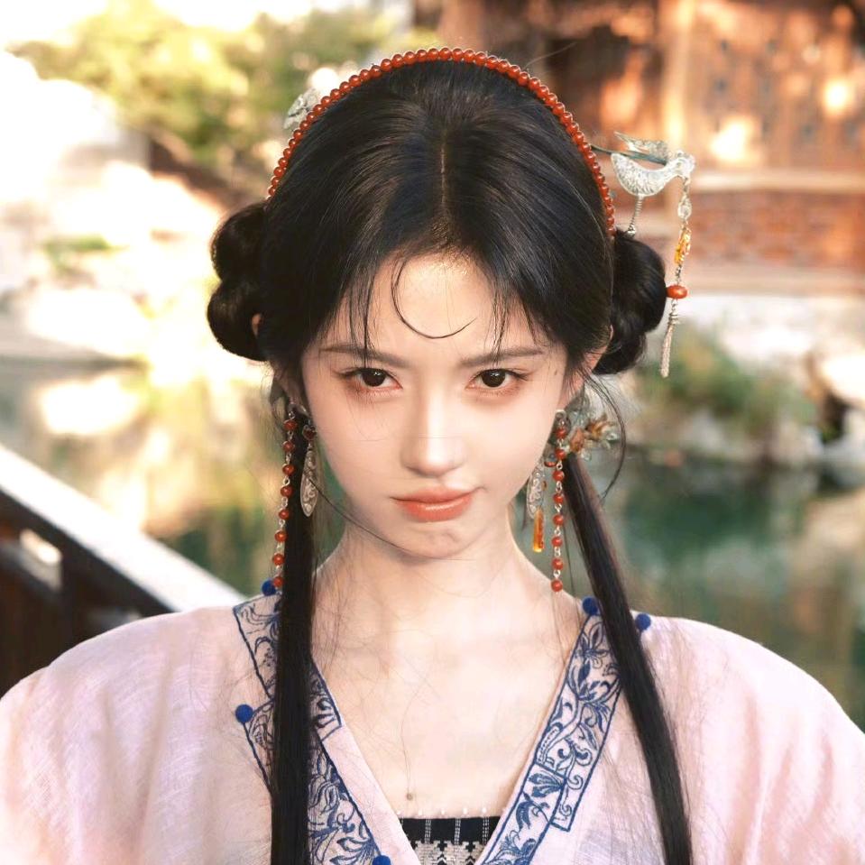 烟雾祎祎