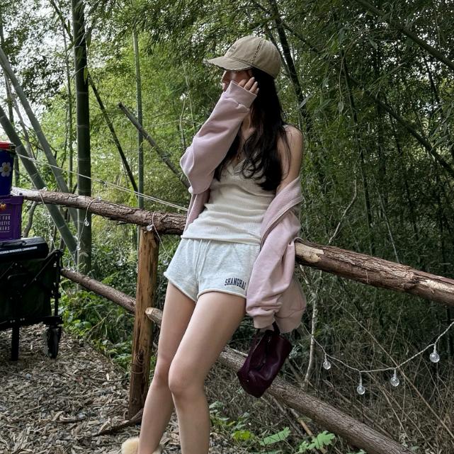 请叫我珺珺～穿搭分享