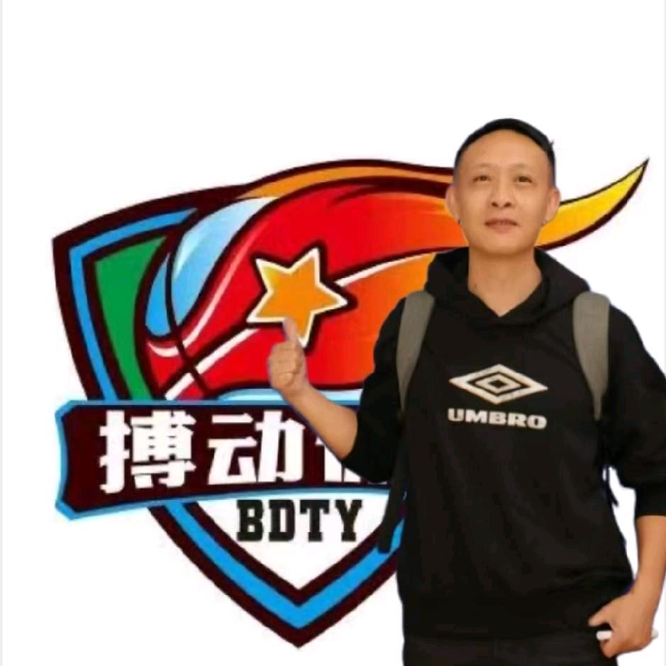 开少儿球馆的老马