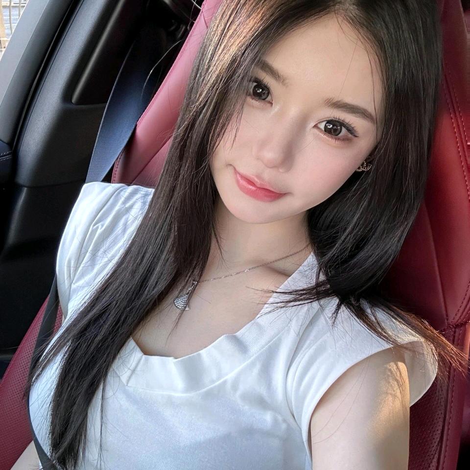 莉莉娅