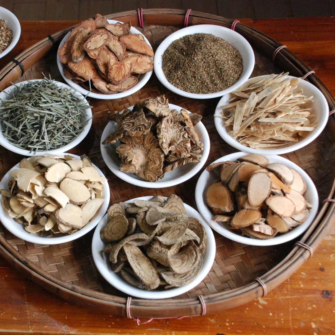 广西大瑶山瑶浴