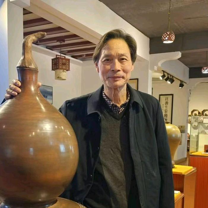 新华书画
