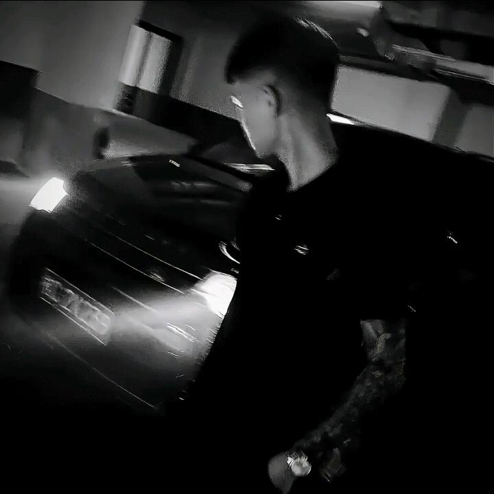HvL.💫