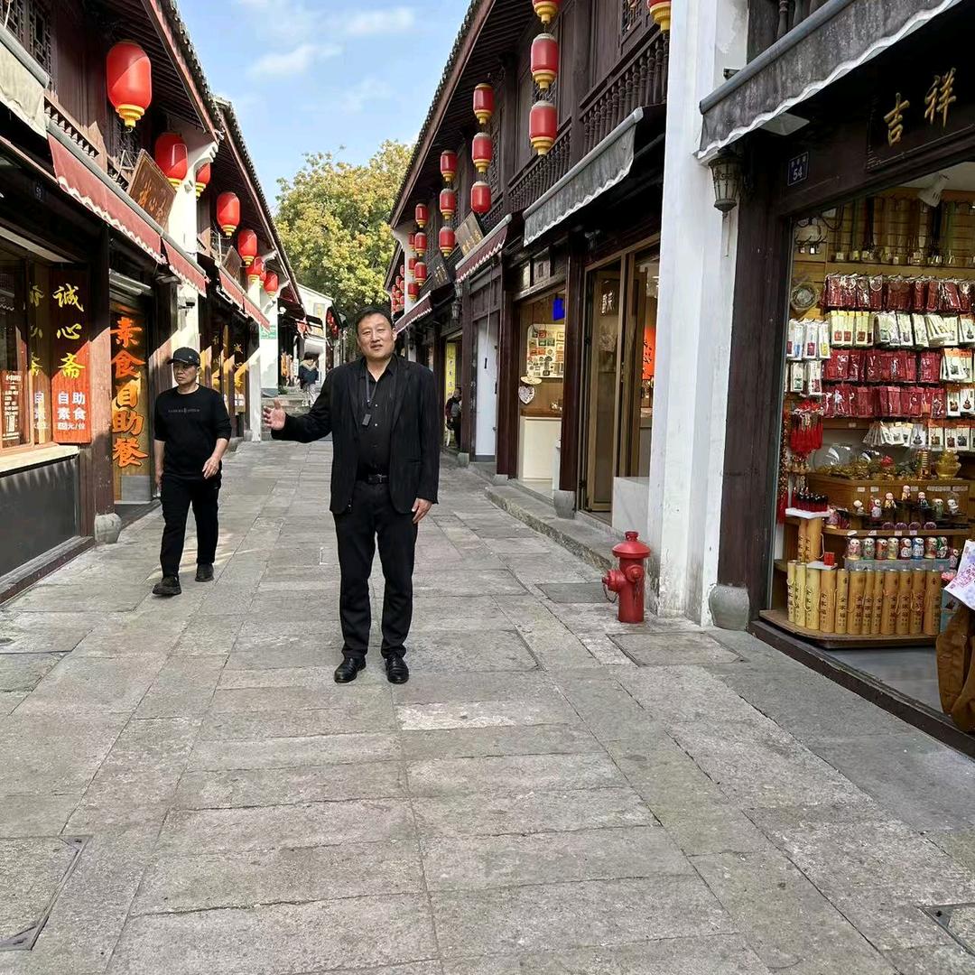 永莱商贸  刘俊峰