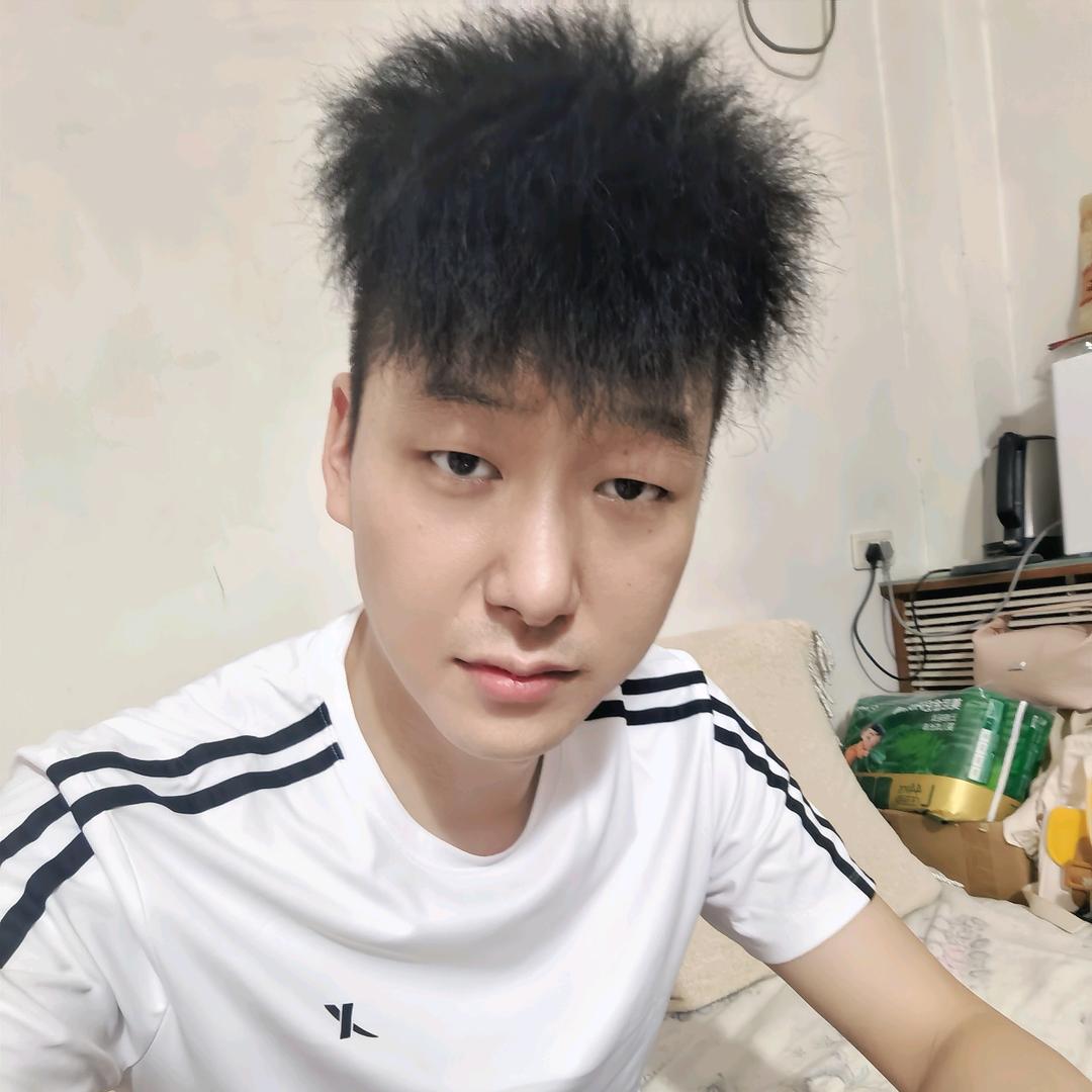 /)/) -莫小北╰ ╯