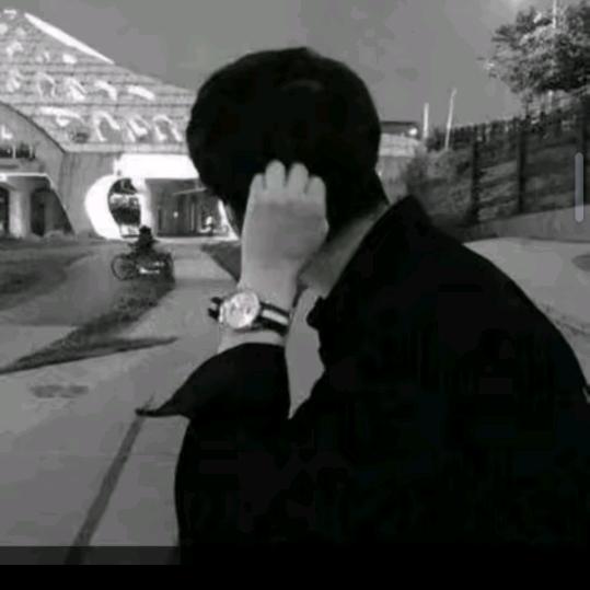 -わ{哭ㄋ谁疼?G