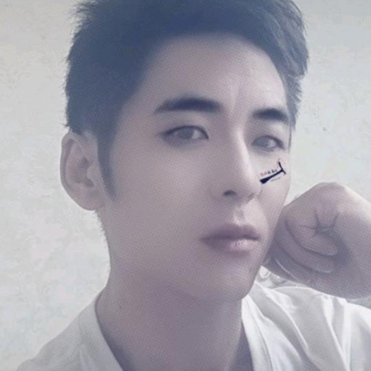 এ᭄ꦿ公子墨ృ༊