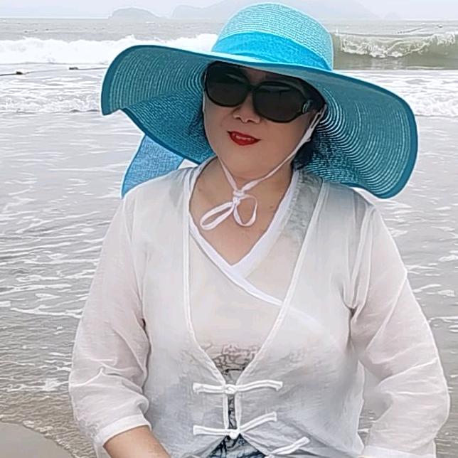 微笑🧚‍♂️🧚‍♀️