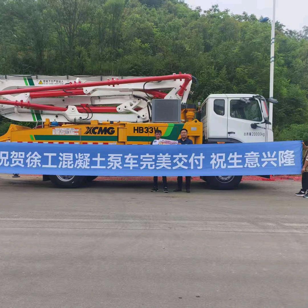 专业旋挖打孔桩及天泵浇筑楼板，孔桩，