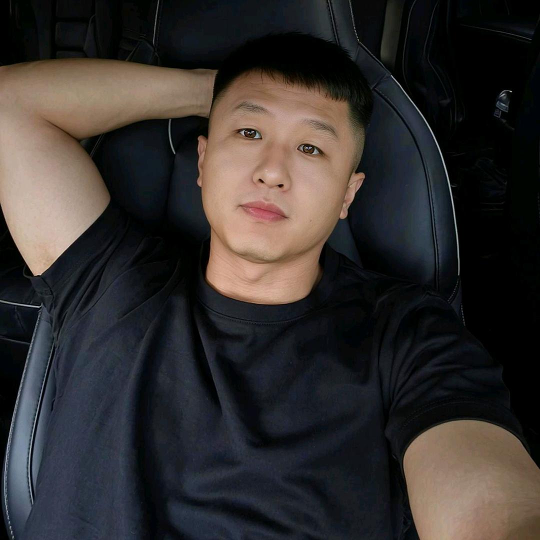 @小祁吖✌︎