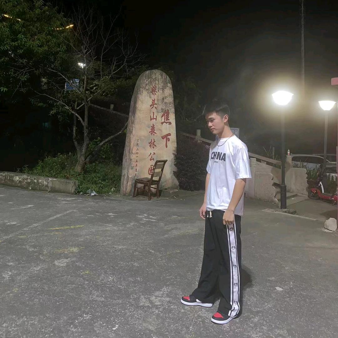 小郑