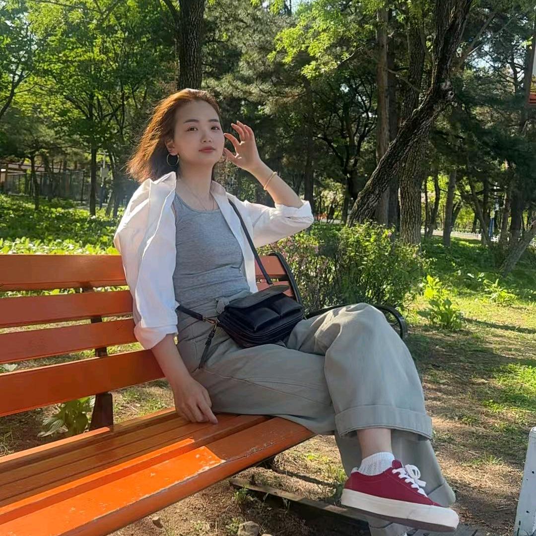 快乐的纽