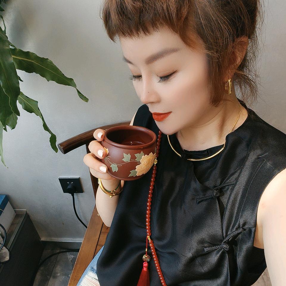 铜仁市碧江区蔡慧服装店