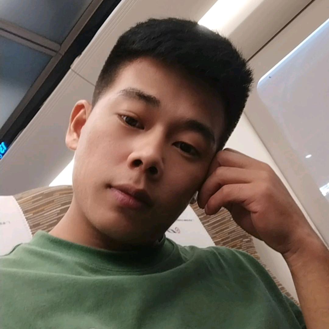 小陳