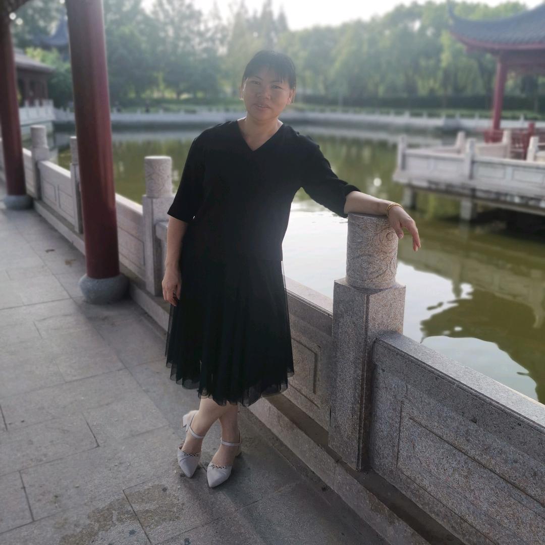 雨中的雪花