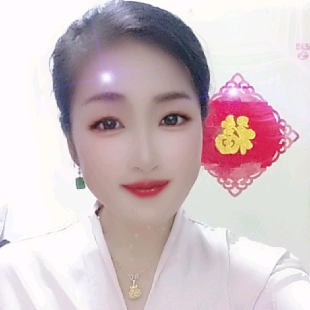 枫叶🍁正红小王❤❤