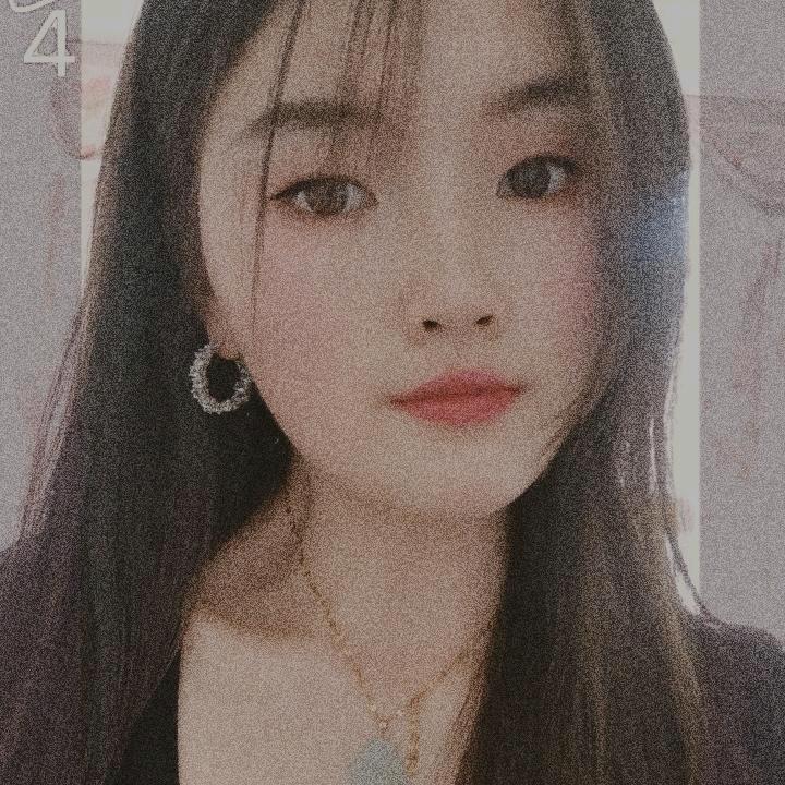 杨杨🉐亿