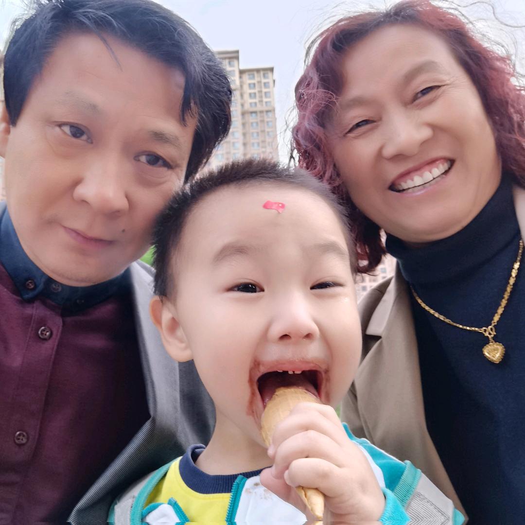 妍妍迪迪奶奶