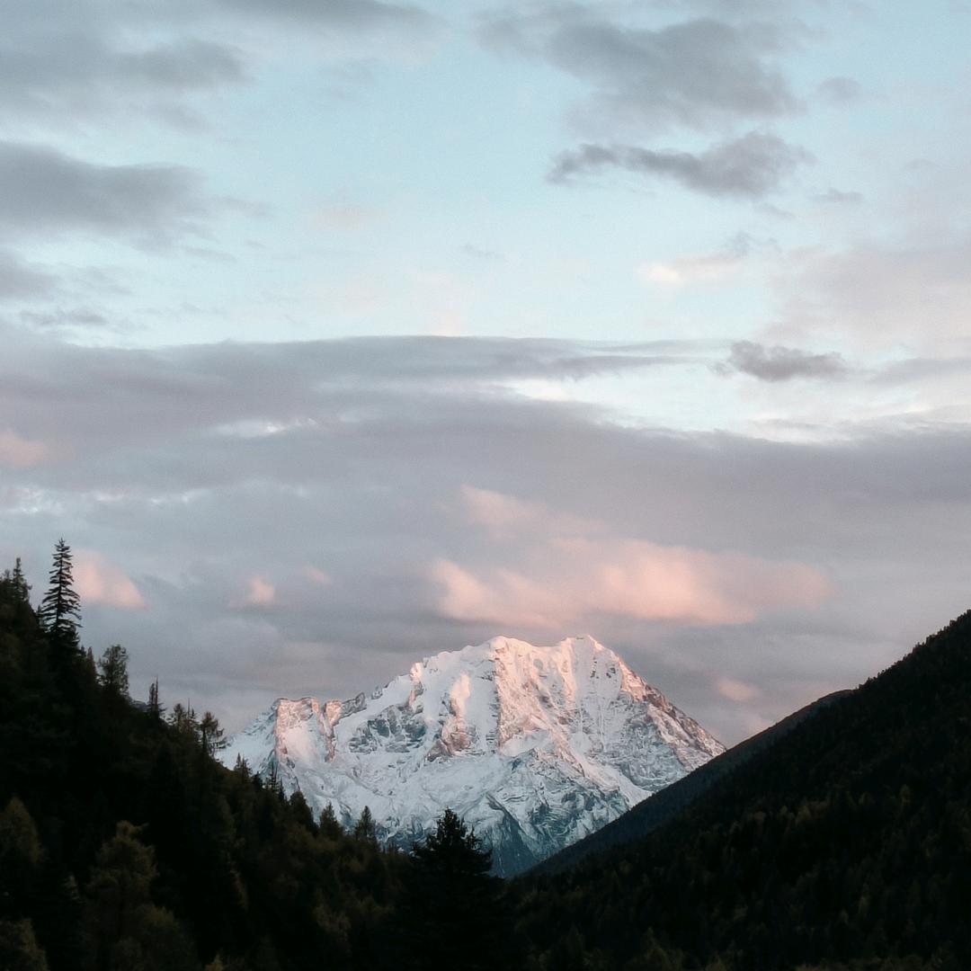 有¹点小糕冷⁰