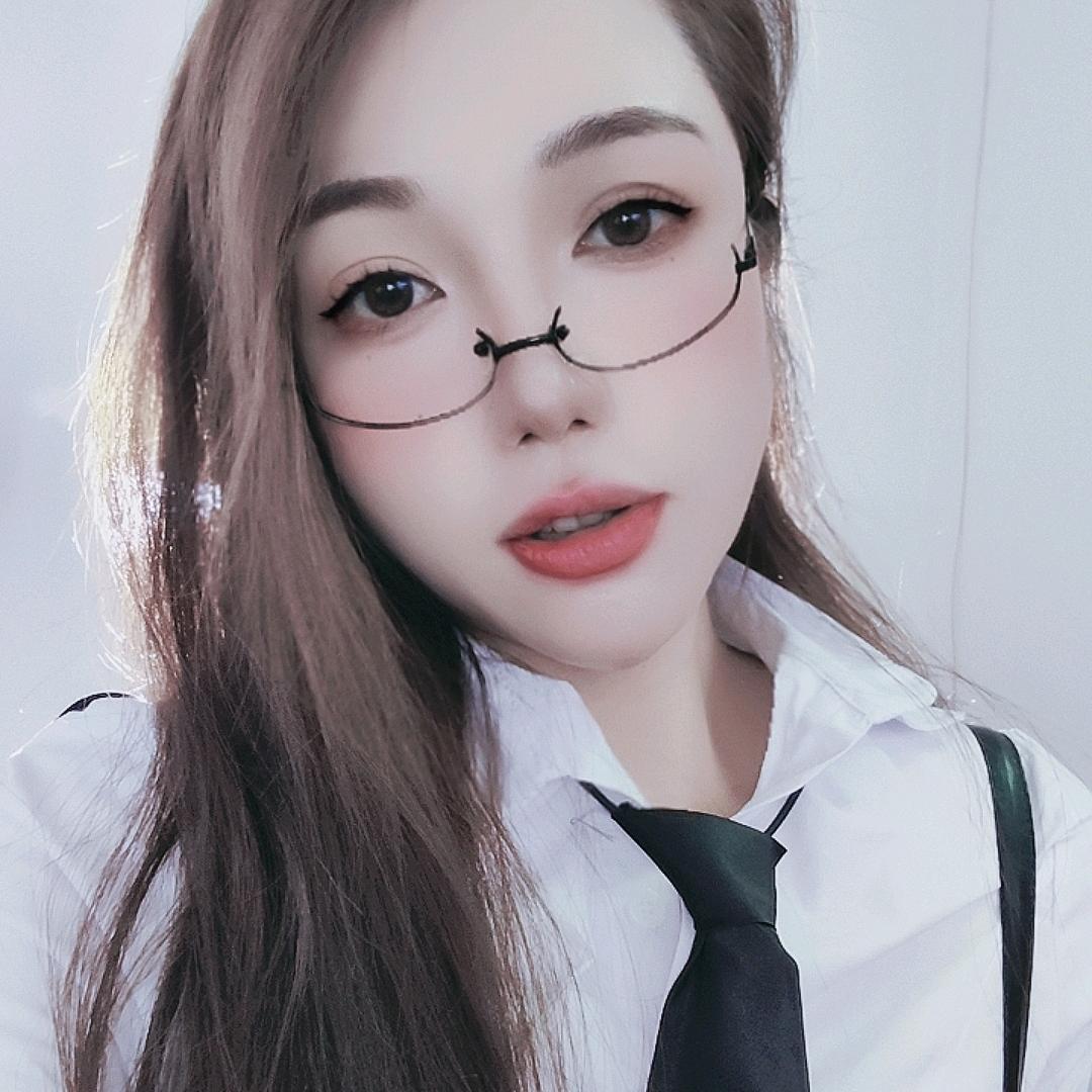 猫小六😸