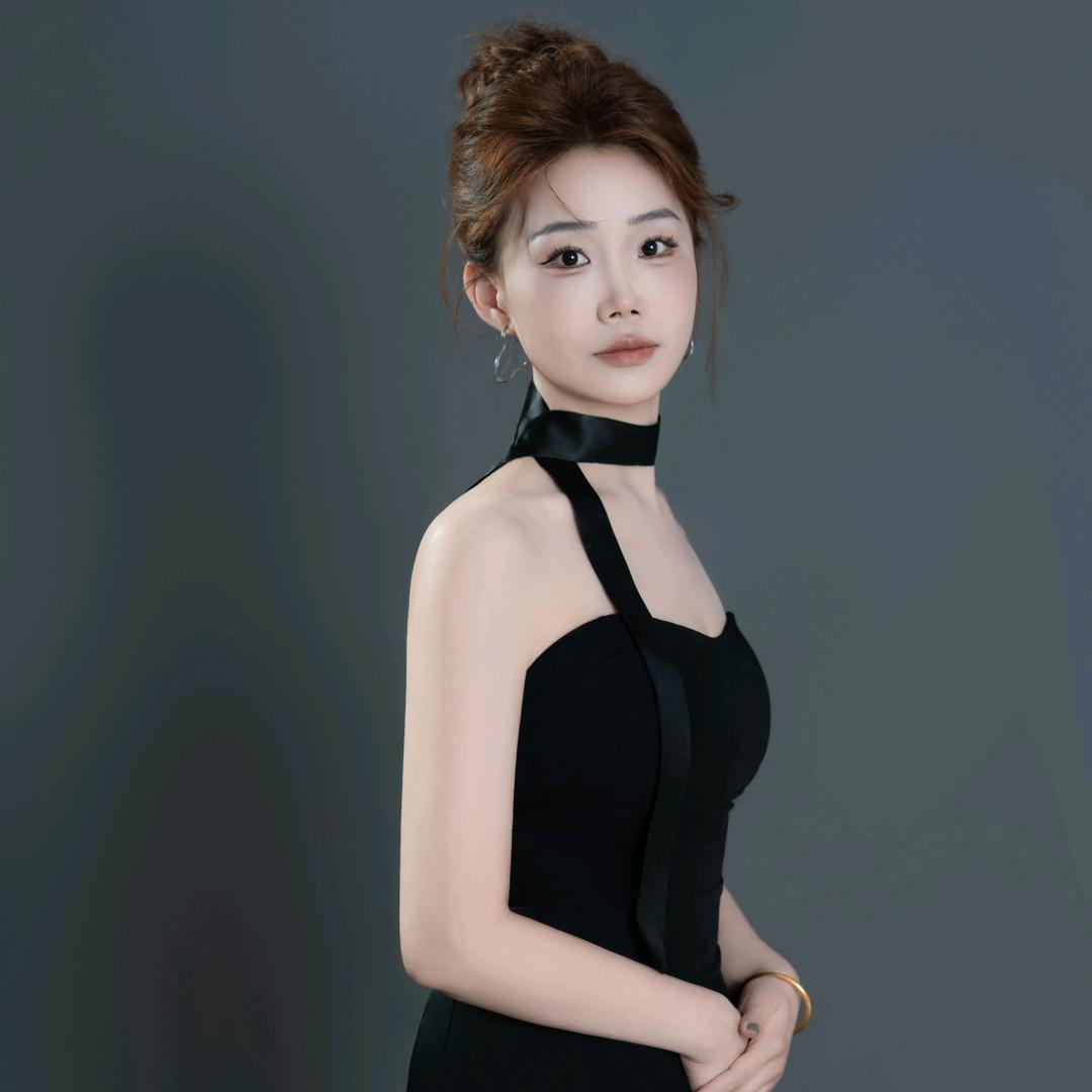 𝓛𝓸𝓿𝓮梁࿆ྂ⁵²⁰ོ