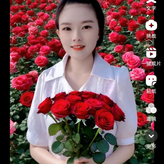 小莉莉