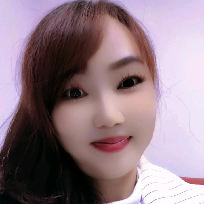 青青（好物都在橱窗）