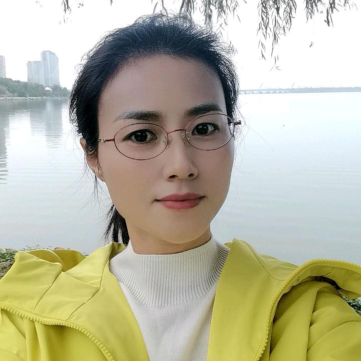 莉莉～